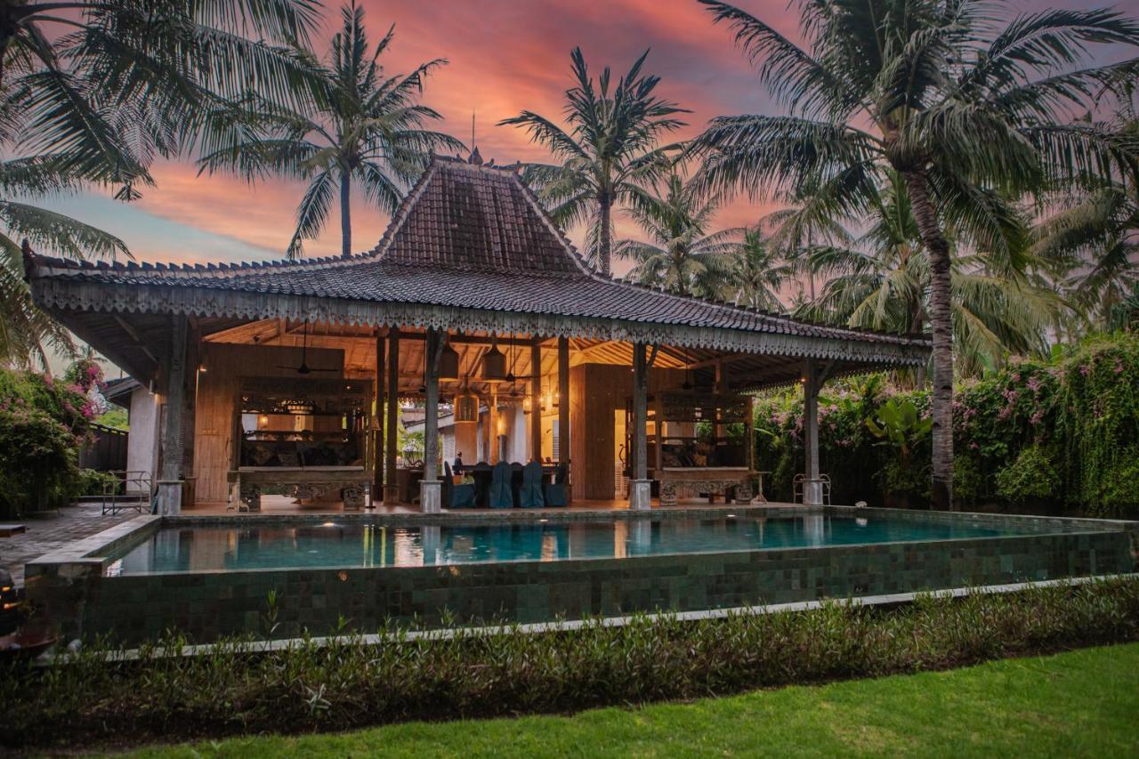 Beach Villas Lombok Танджунг Экстерьер фото