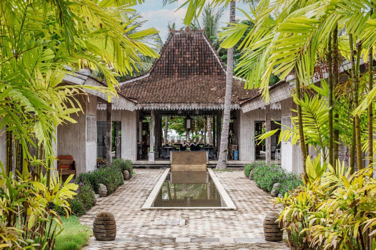 Beach Villas Lombok Танджунг Экстерьер фото