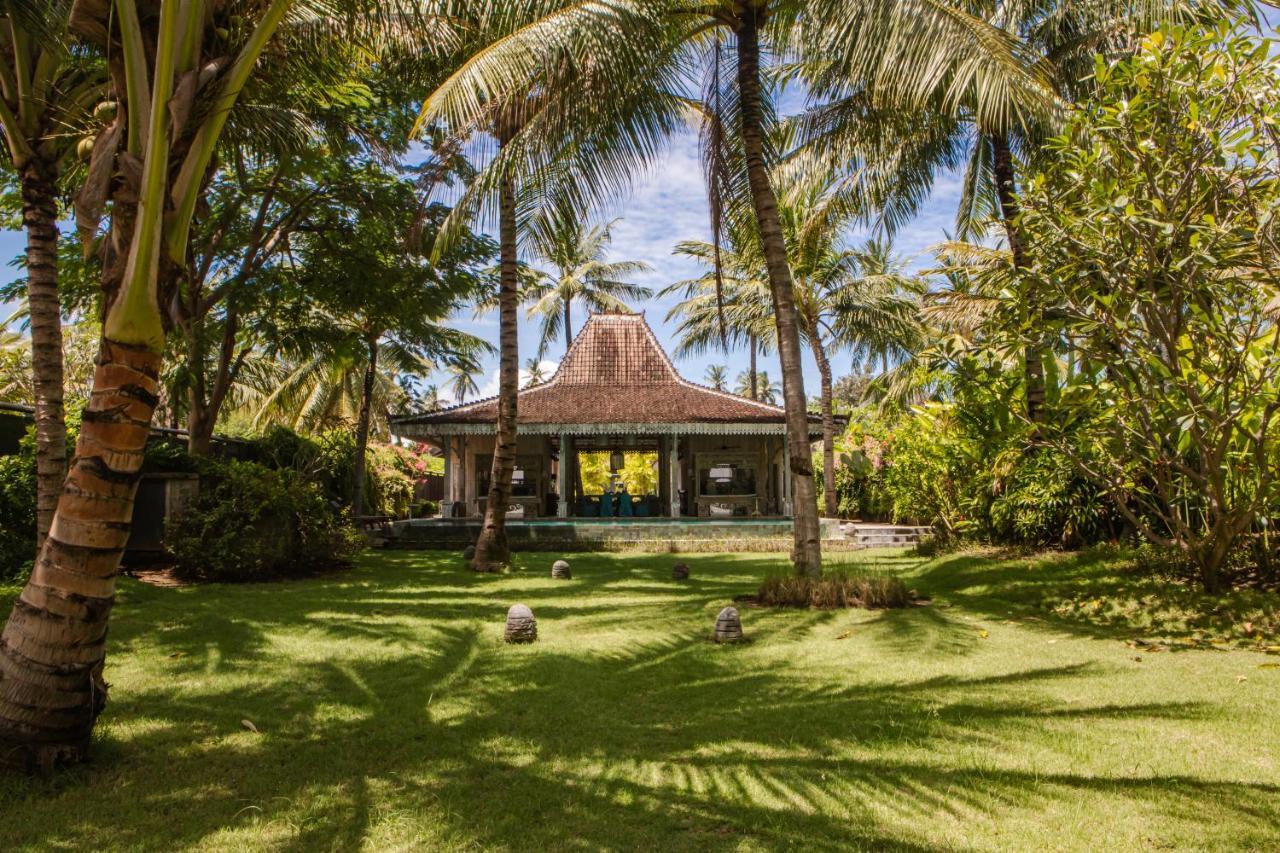 Beach Villas Lombok Танджунг Экстерьер фото