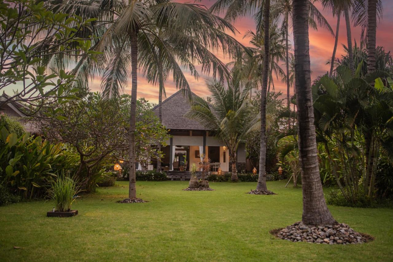 Beach Villas Lombok Танджунг Экстерьер фото