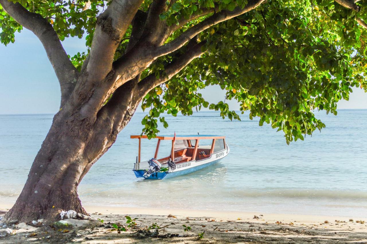 Beach Villas Lombok Танджунг Экстерьер фото