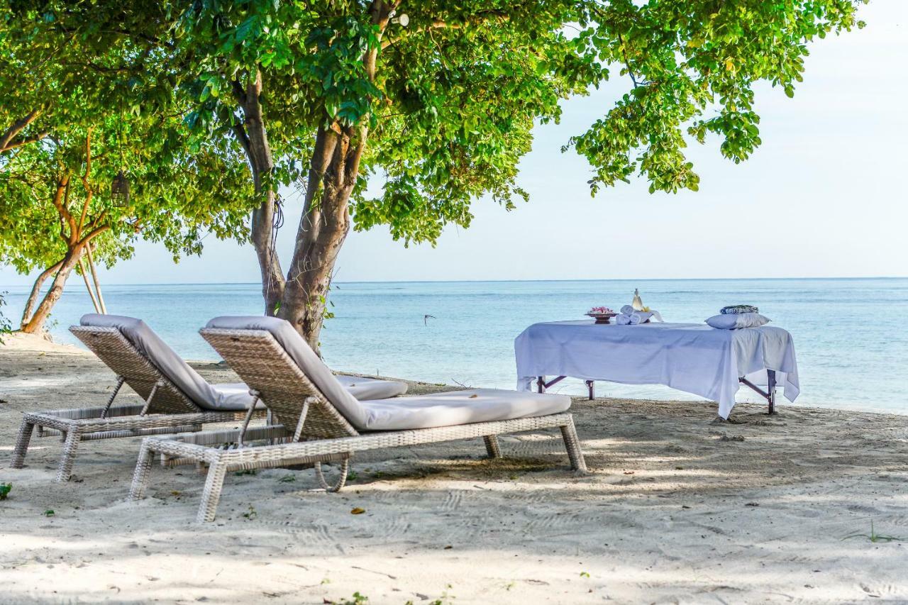 Beach Villas Lombok Танджунг Экстерьер фото